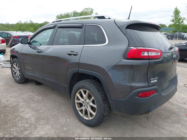 1C4PJMCBXHW515628 Jeep Cherokee Latitude 4x4