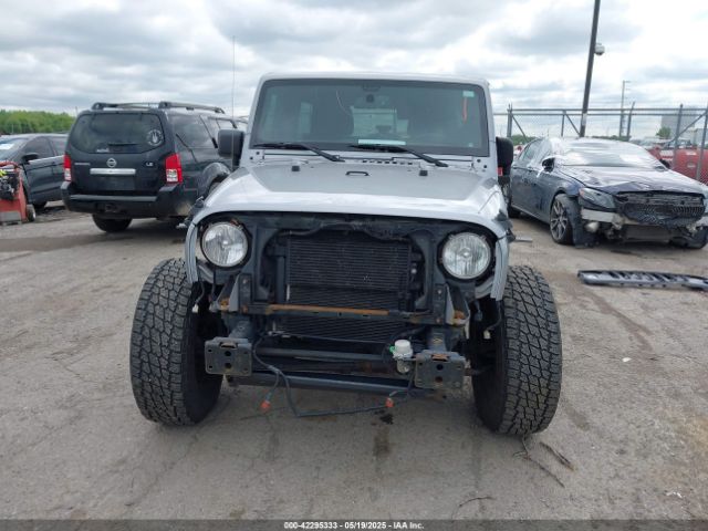 1C4BJWDG0GL142311 Jeep Wrangler Unlimited Sport
