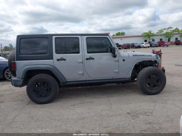 1C4BJWDG0GL142311 Jeep Wrangler Unlimited Sport
