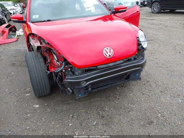 3VWHP7AT3EM617989 Volkswagen Beetle 2.5l
