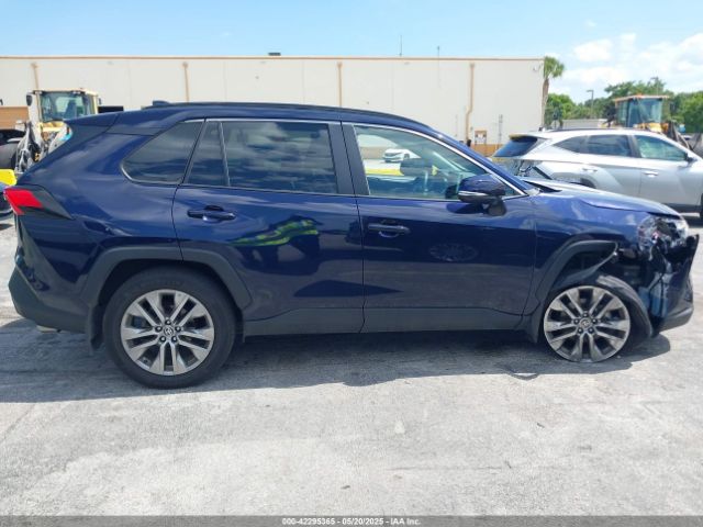 2T3A1RFV4RW411614 Toyota Rav4 Xle Premium