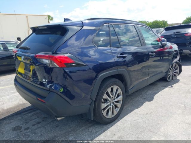 2T3A1RFV4RW411614 Toyota Rav4 Xle Premium