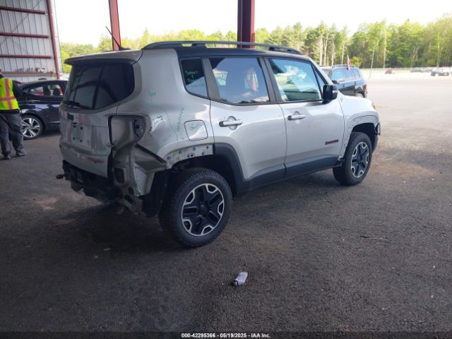 ZACCJBCTXFPC00401 Jeep Renegade Trailhawk