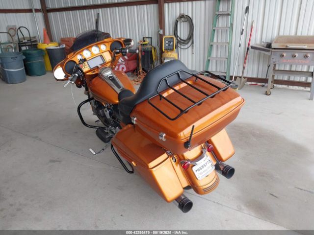2014 HARLEY-DAVIDSON FLHX 1HD1KBM16EB602859 Photo 2