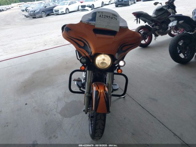 2014 HARLEY-DAVIDSON FLHX 1HD1KBM16EB602859 Photo 4