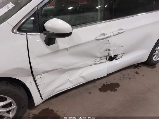2020 CHRYSLER VOYAGER 2C4RC1DG0LR216548 Photo 5