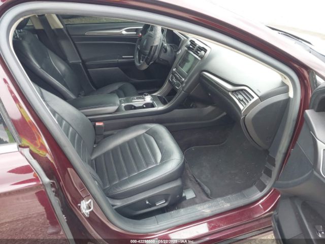 3FA6P0HD7HR269014 Ford FUSION SE