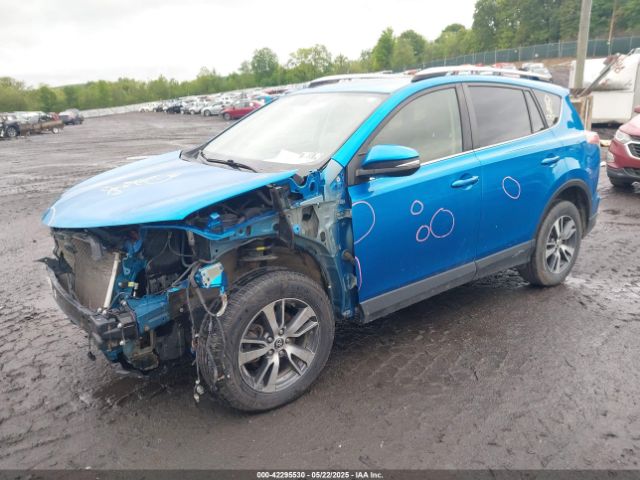 JTMRFREV9GD186218 Toyota Rav4 Xle