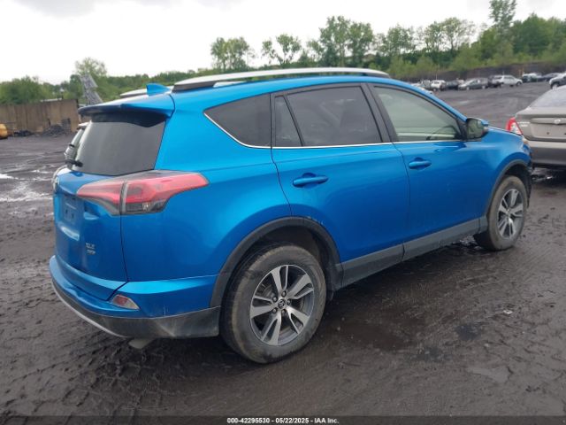 JTMRFREV9GD186218 Toyota Rav4 Xle