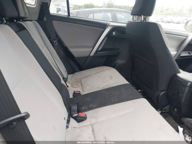 JTMRFREV9GD186218 Toyota Rav4 Xle