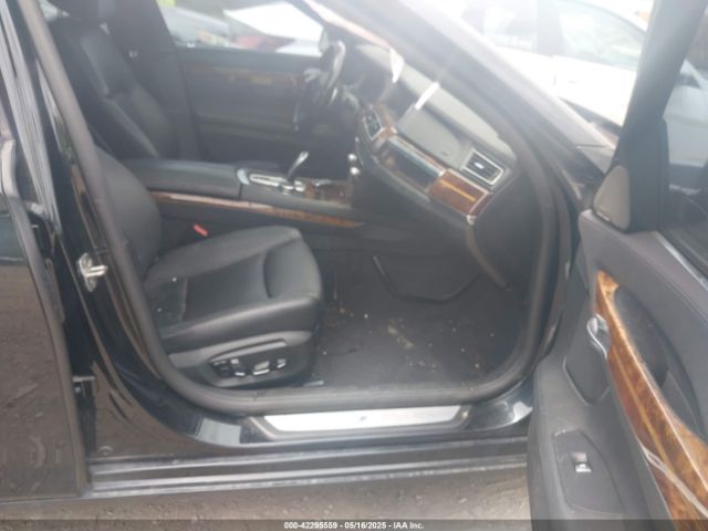 WBAYA6C51FGK16690 BMW 740I