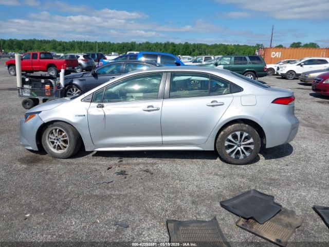 JTDEAMDE2MJ017205 Toyota Corolla Hybrid Le