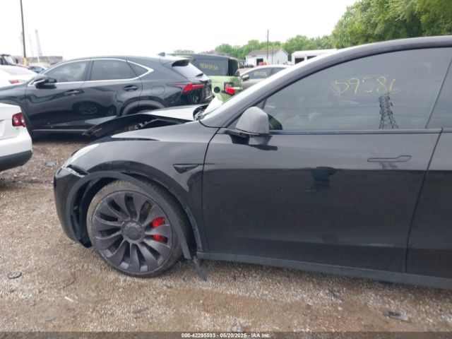 5YJYGDEF9MF250203 Tesla 2021