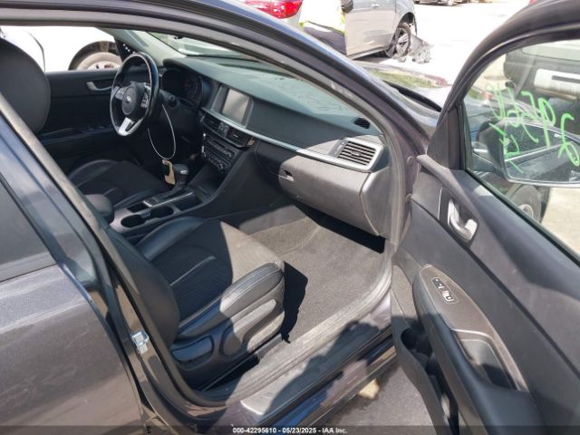 5XXGT4L38KG309347 KIA Optima S