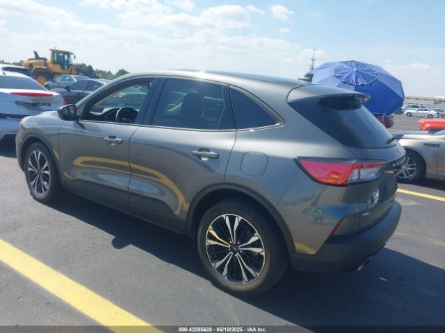1FMCU0BZ4MUB14560 Ford Escape Se Hybrid