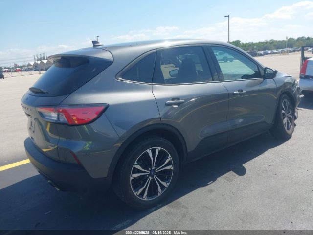 1FMCU0BZ4MUB14560 Ford Escape Se Hybrid