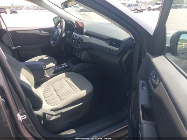 1FMCU0BZ4MUB14560 Ford Escape Se Hybrid