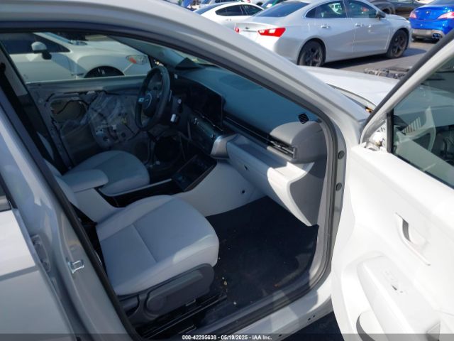 2024 HYUNDAI KONA KM8HC3AB0RU183347 Photo 4
