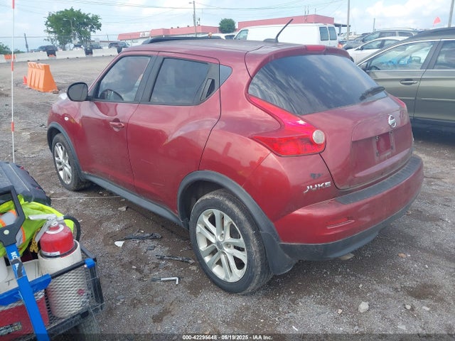 JN8AF5MR7ET351748 Nissan Juke Sv