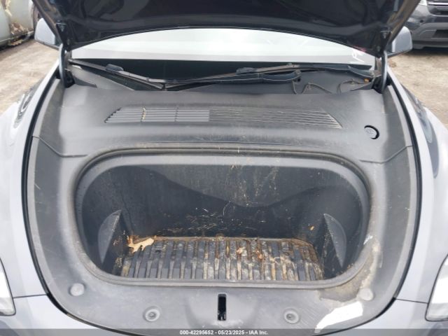 2021 TESLA MODEL Y 5YJYGDEE6MF146341 Photo 9