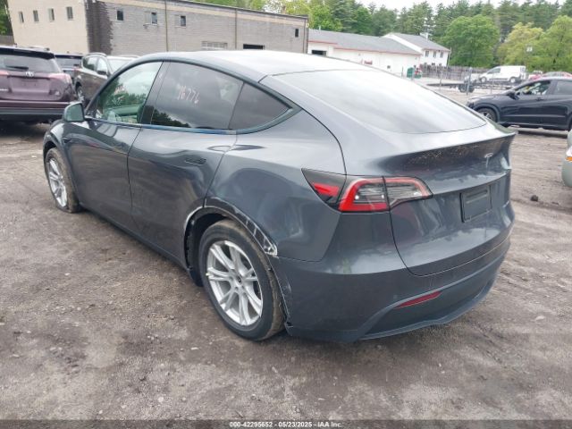2021 TESLA MODEL Y 5YJYGDEE6MF146341 Photo 2