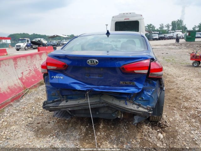 3KPFK4A75HE093818 KIA FORTE LX