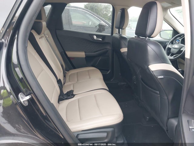 1FMCU0H63LUA31648 Ford Escape