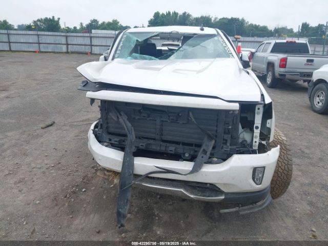 2018 CHEVROLET SILVERADO 1500 3GCUKREC0JG342290 Photo 5