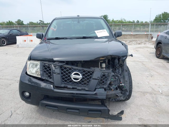 1N6AD0ER5JN722856 Nissan Frontier Sv