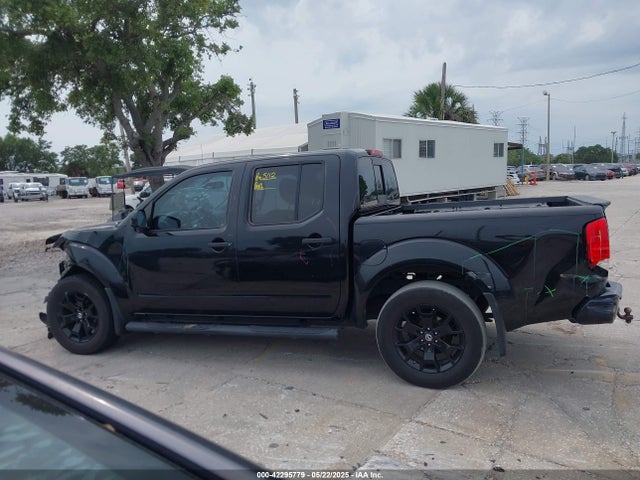 1N6AD0ER5JN722856 Nissan Frontier Sv