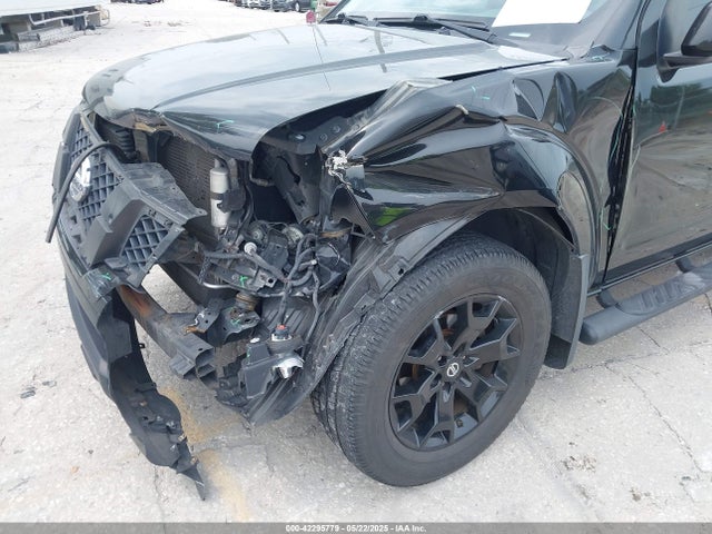 1N6AD0ER5JN722856 Nissan Frontier Sv