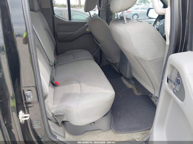 1N6AD0ER5JN722856 Nissan Frontier Sv