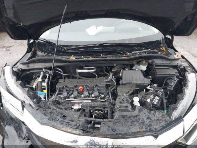 3CZRU6H33NM770916 Honda Hr-v Awd Lx