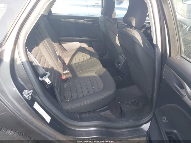Ford Fusion 2019 3FA6P0LU0KR240422 Image 8