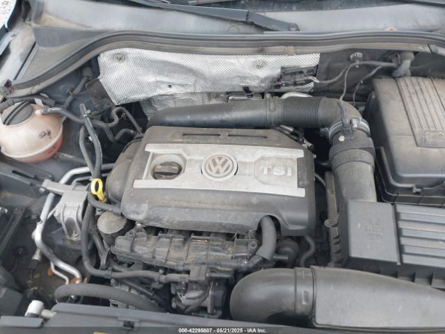 WVGSV7AXXHW512884 Volkswagen Tiguan 2.0t Wolfsburg Edition