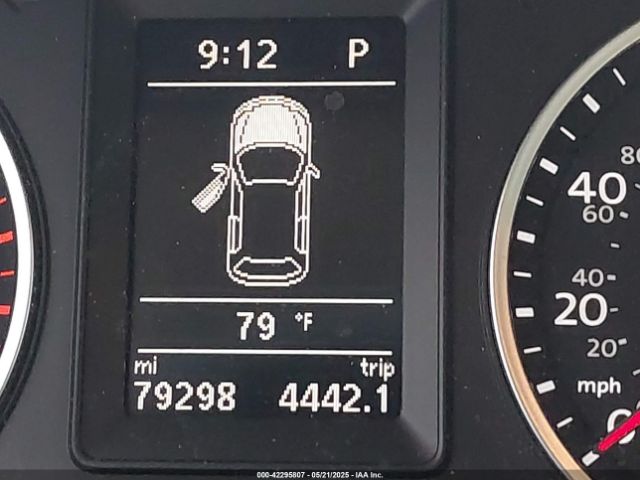 WVGSV7AXXHW512884 Volkswagen Tiguan 2.0t Wolfsburg Edition