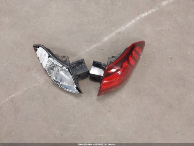 KM8J3CA44LU193809 Hyundai Tucson Value