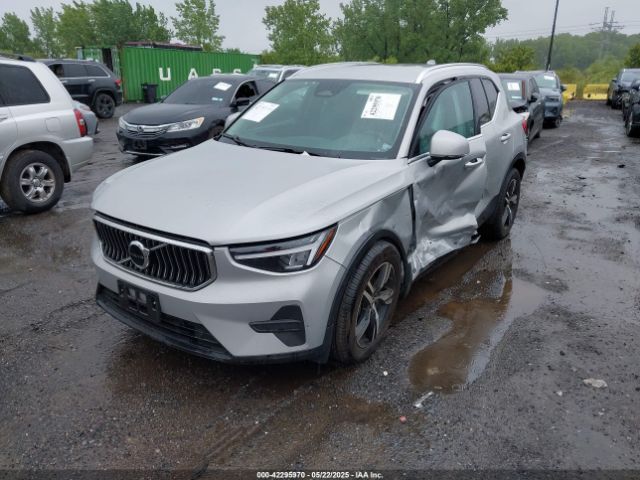 2024 VOLVO XC40 YV4L12UK9R2311071 Photo 1