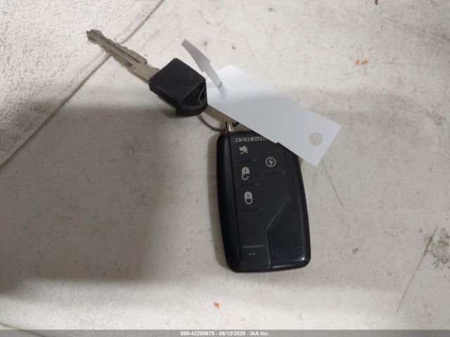 5N1BA0NC1EN613985 Nissan Armada
