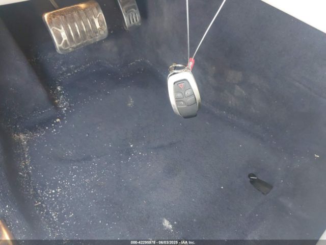 2012 JAGUAR XJ SAJWA2GB3CLV23513 Photo 10