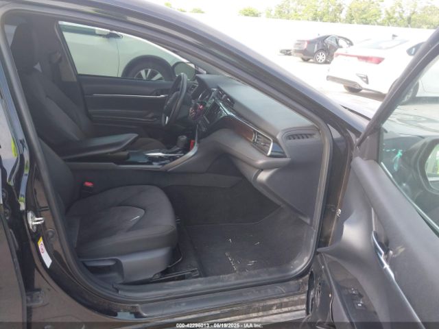 2019 TOYOTA CAMRY 4T1B11HK5KU177832 Photo 4