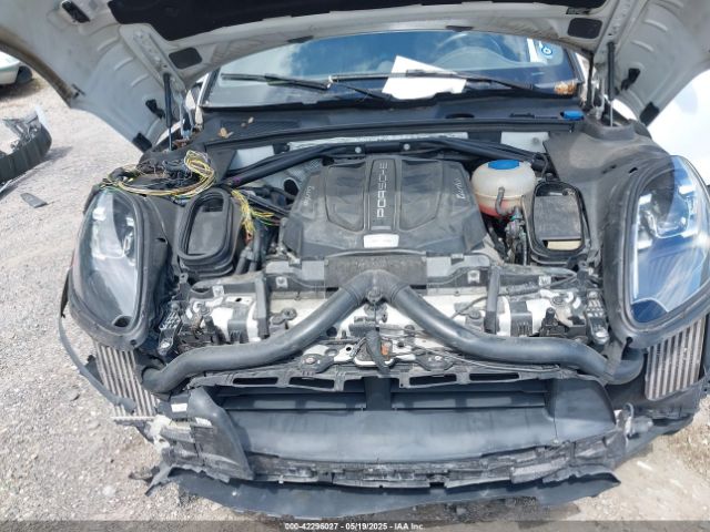 WP1AF2A54HLB60061 Porsche Macan Turbo
