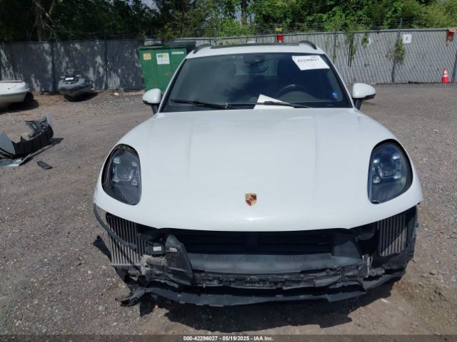 WP1AF2A54HLB60061 Porsche Macan Turbo