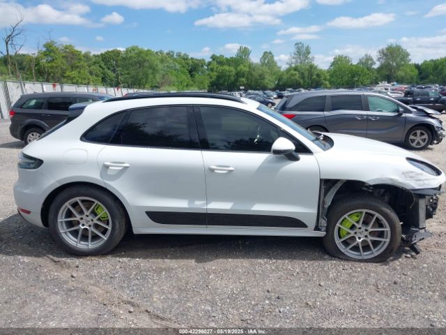 WP1AF2A54HLB60061 Porsche Macan Turbo