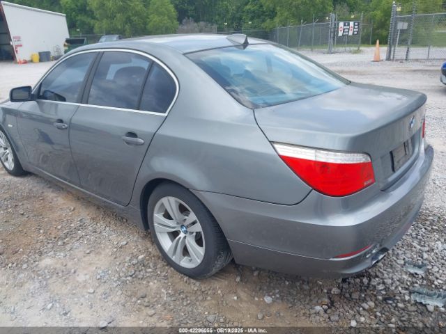 2010 BMW 528I WBANU5C54AC126874 Photo 2