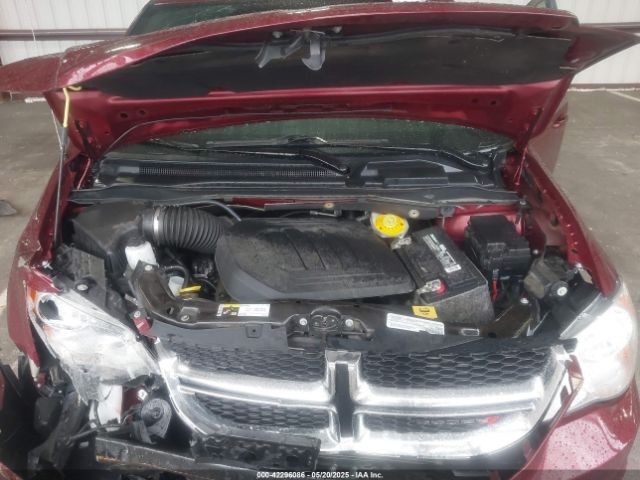 2C4RDGCG3KR586215 Dodge Grand Caravan Sxt