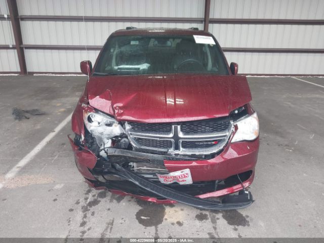 2C4RDGCG3KR586215 Dodge Grand Caravan Sxt