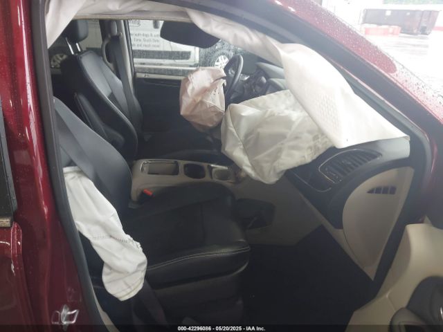 2C4RDGCG3KR586215 Dodge Grand Caravan Sxt