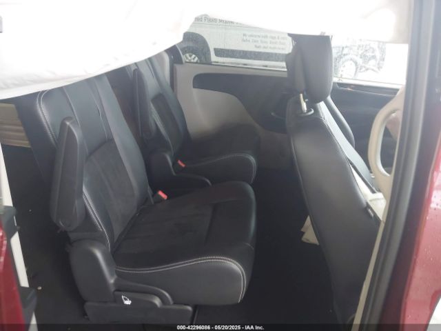 2C4RDGCG3KR586215 Dodge Grand Caravan Sxt
