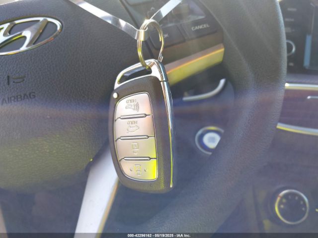 KM8J3CA46KU935335 Hyundai Tucson Value